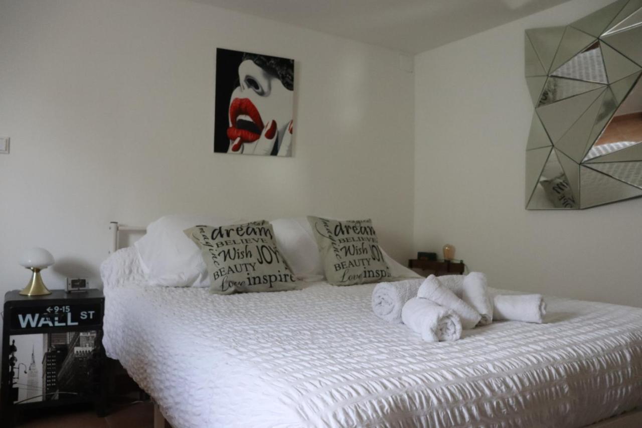 Lemodernlounge, Hebergement Cosy Moderne Spacieux 巴拉吕克莱班 外观 照片